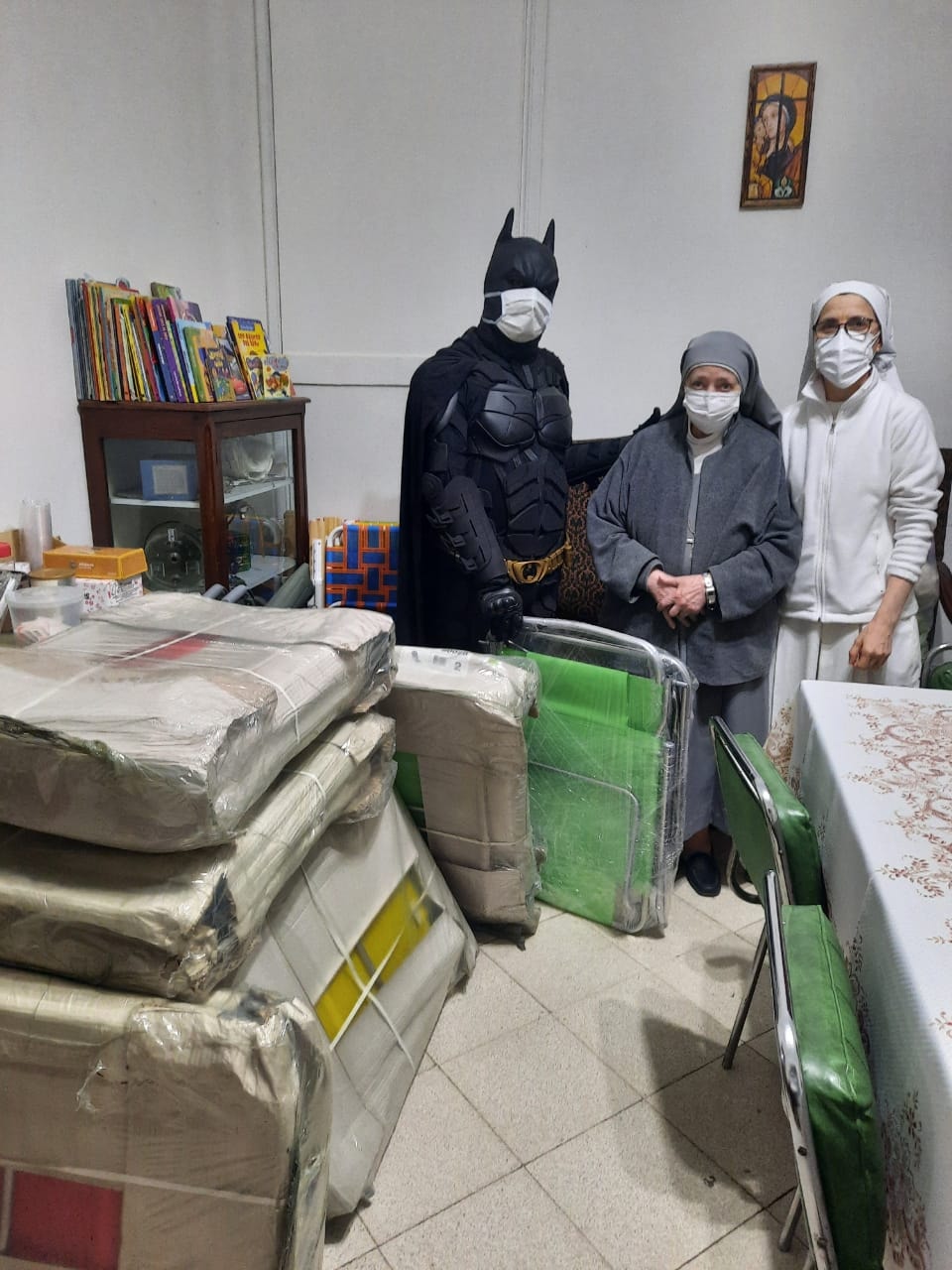 Batman Solidario – Misión Hospital de Romero | Visita La Plata