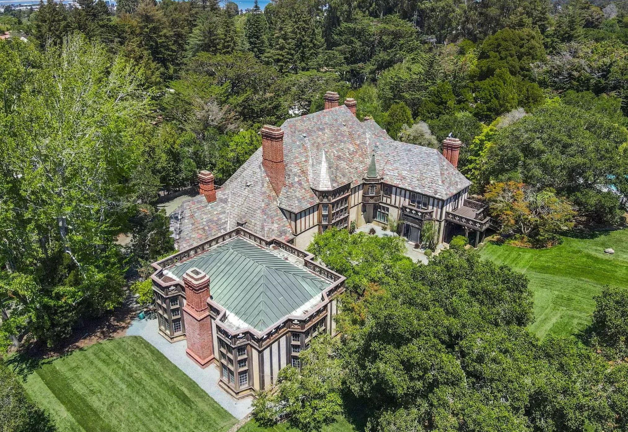 Half Pudding Half Sauce "Danvers House" The Finest Tudor House in