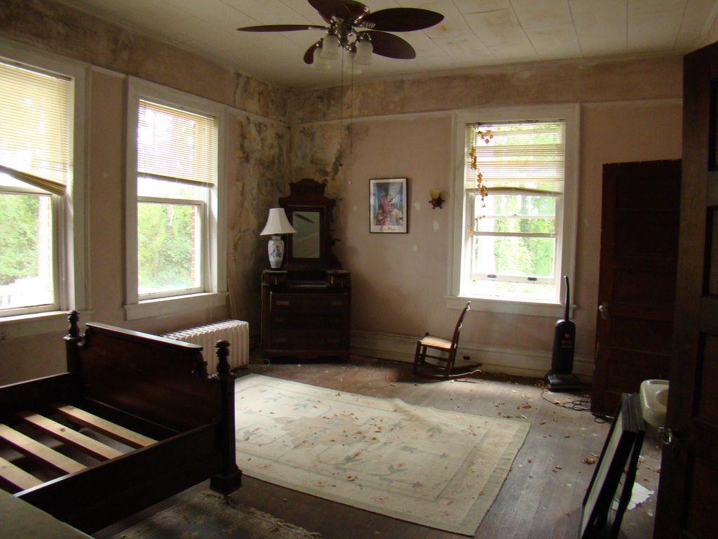 Sweet House Dreams Save Me Page Mansion, 1913 Brick Colonial Mansion