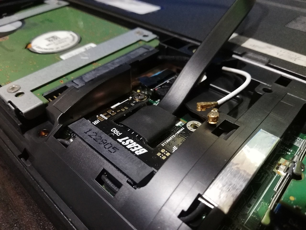 how-to-upgrade-your-laptop-with-a-desktop-graphics-card-hungrychad
