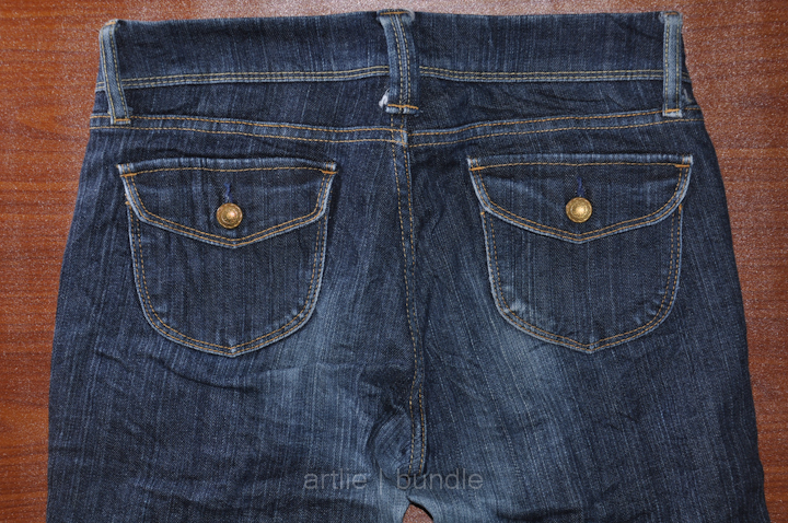 Vintage | Branded | Clothing: (BS2-0368) UNIQLO Style Up Bootcut Jeans 29