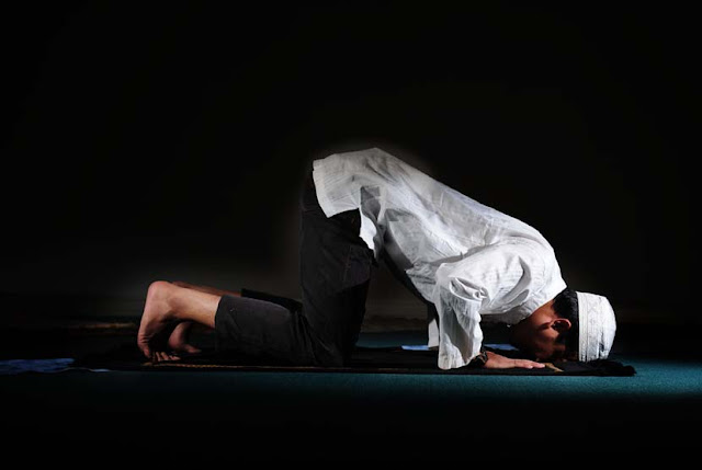 Panduan Lengkap Sholat Tahajud Panduan Lengkap Sholat Tahajud