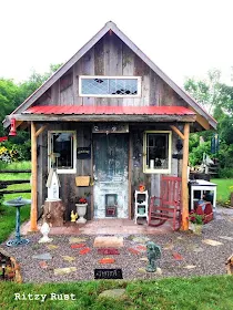 Now this is one little ritzy junk shed.. adorable! By Ritzy Rust, featured on I Love That Junk