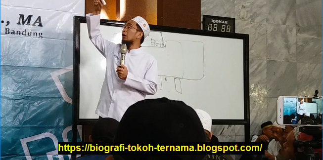 Arqam atau lebih dikenal dengan Arqam bin Abi al Mengenal lebih dekat dengan Arqam bin Abi al-Arqam - Sahabat yang Rumahnya Menjadi Madrasah Pertama