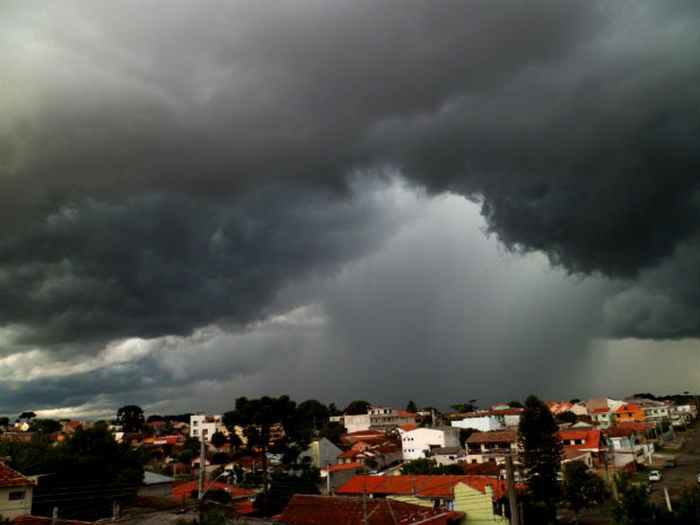 Previsão aponta mais chuva em Malhada de Pedras e cidades circunvizinhas nesta quarta-feira (15) Previsão aponta mais chuva em Malhada de Pedras e cidades circunvizinhas nesta quarta-feira (15)