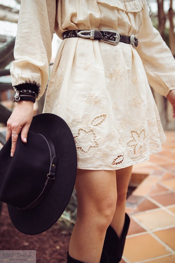 Look boho con vestido blanco