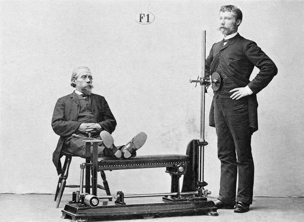 21 Fascinating Photos That Show the "World's First Fitness Machines