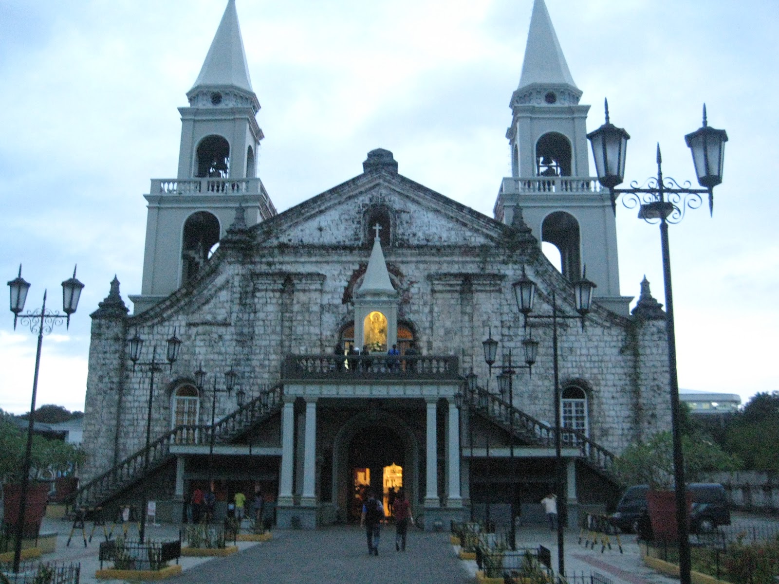 I PHIL SO MUCH FUN! Catholic Churches of the Philippines