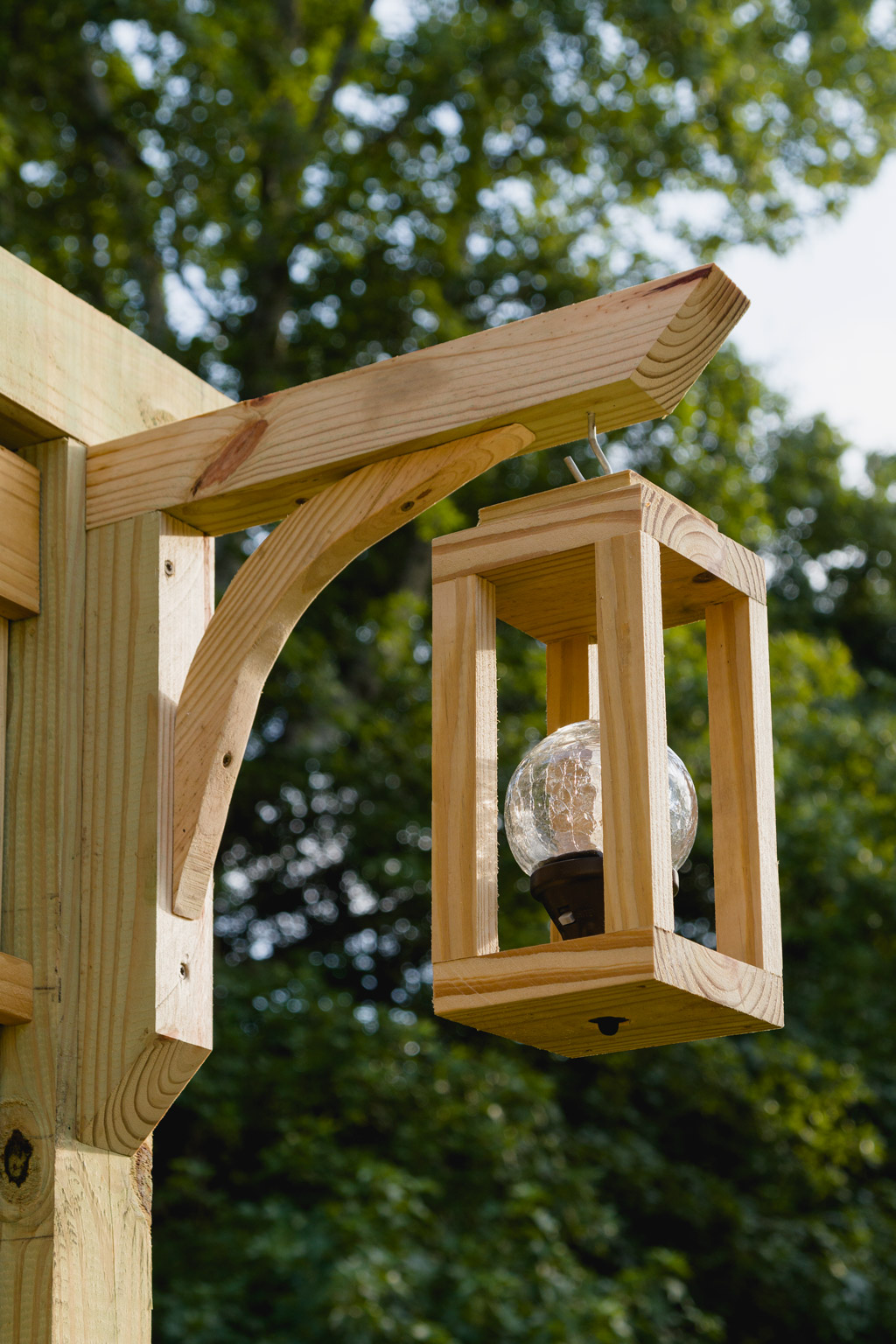 DIY wood solar lanterns