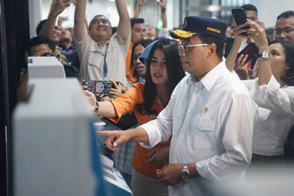 Budi Karya Sumadi Hadiri Soft Launching Layanan Kereta Bandara Budi Karya Sumadi Hadiri Soft Launching Layanan Kereta Bandara