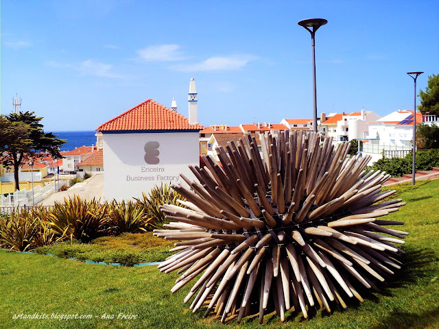 Atendendo a um pedido da Liliane, do blog Paulamar, que desejaria conhecer um pouco mais, desta bonita vila portuguesa, deixaremos algumas imagens da Ericeira, nas nossas próximas publicações... / At the request of Liliane, from the blog Paulamar, who would like to know a little more about thist beautiful portuguese village, we will leave some images from Ericeira, in our next posts...