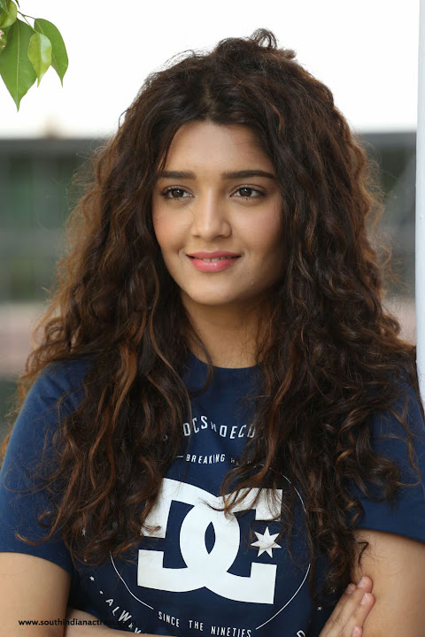 Ritika Singh At Shivalinga Interview