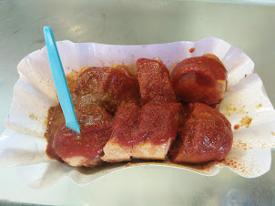 "CURRYWURST", the most popular Berlin street snack.