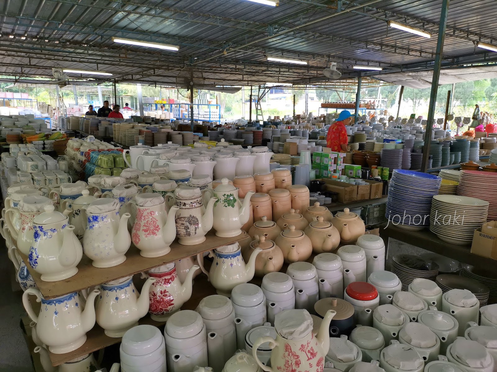Claytan Ceramics Factory Store Ayer Hitam Johor Almost Perfect Prestigious Brand Fine China At Huge Discount Johor Kaki Travels For Food