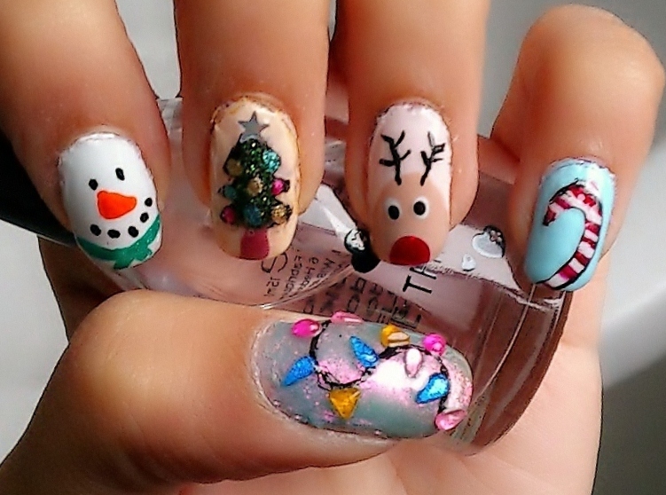 7. Silver and White Christmas Nail Art - wide 5