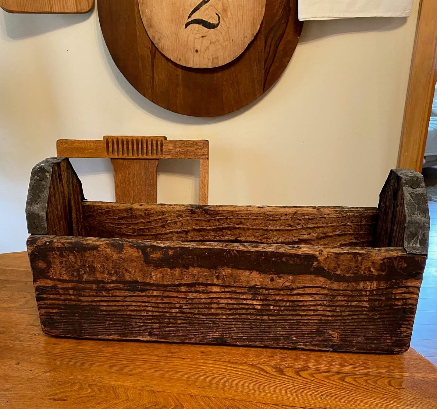 A Stenciled Rustic Tool Box For My Vintage Garden Tool Collection