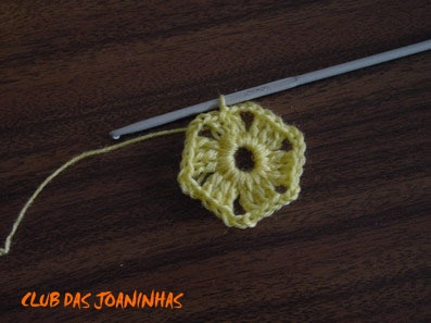 patron-hexagono-crochet-con-flor