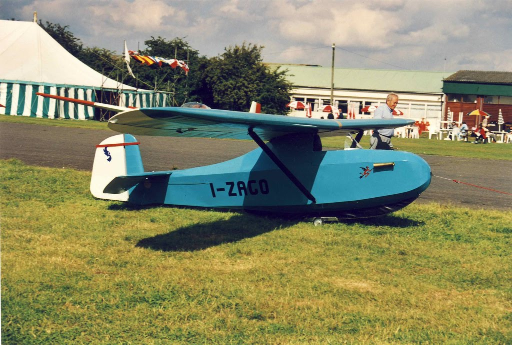 Norfolk Gliding Club Flying Reports World Vintage Glider Rally 2000