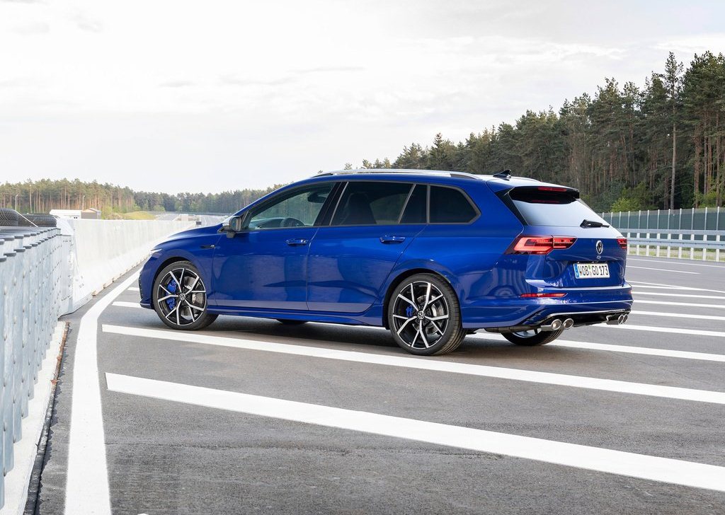 2022 Volkswagen Golf R Estate