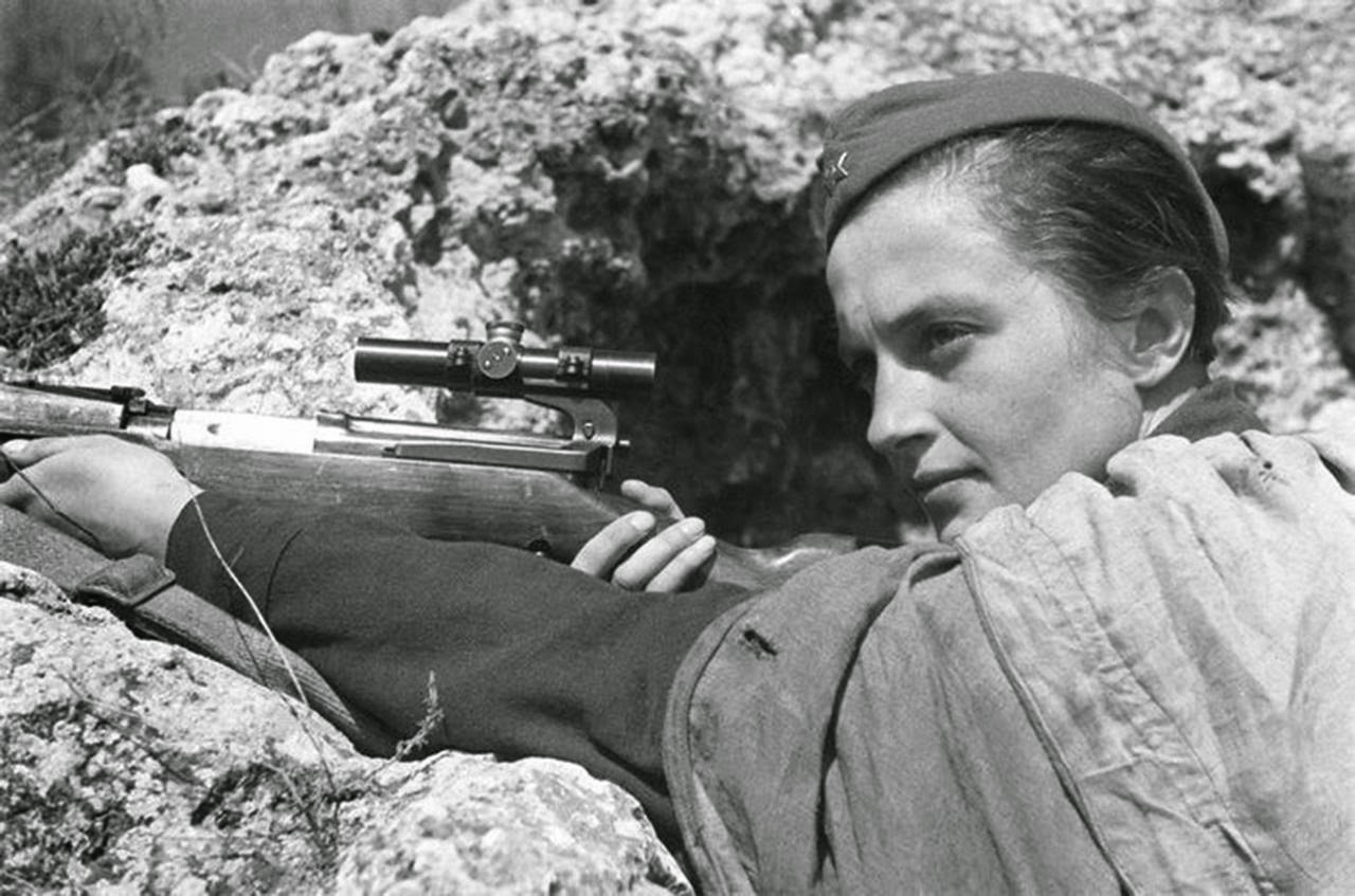 francotiradoras%2Bsovi%C3%A9ticas.%2BLyudmila%2BPaulichenka.jpg