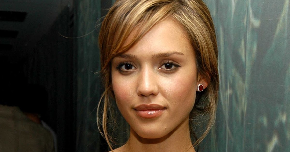 Jessica Alba Voto Latino’s 1st Anniversary -2005