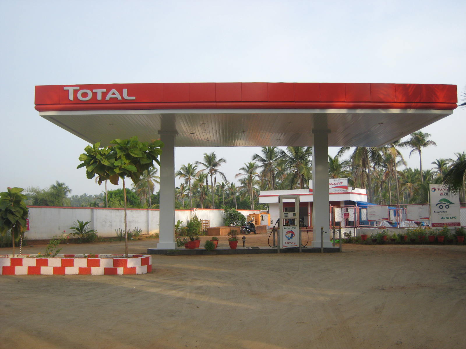DCGas New AUTO LPG DISPENSING STATION at Kottapadi Near Guruvayur