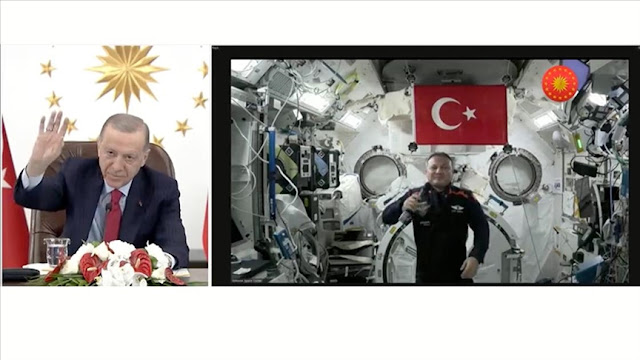 İlk Türk astronot uzayda