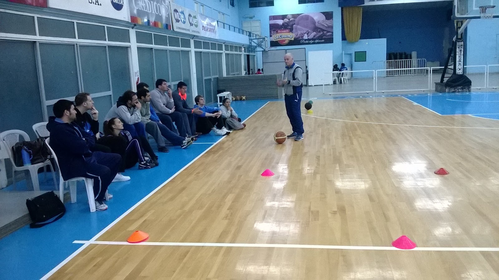 BASQUETOTAL Rafaela Eneba Rafaela Otra Vez En Marcha BASQUETOTAL Rafaela Eneba Rafaela Otra Vez En Marcha