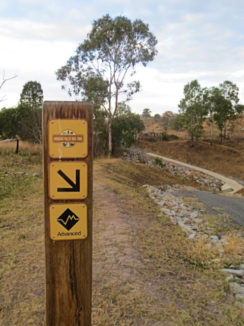 Brisbane Valley Rail Trail warning sign