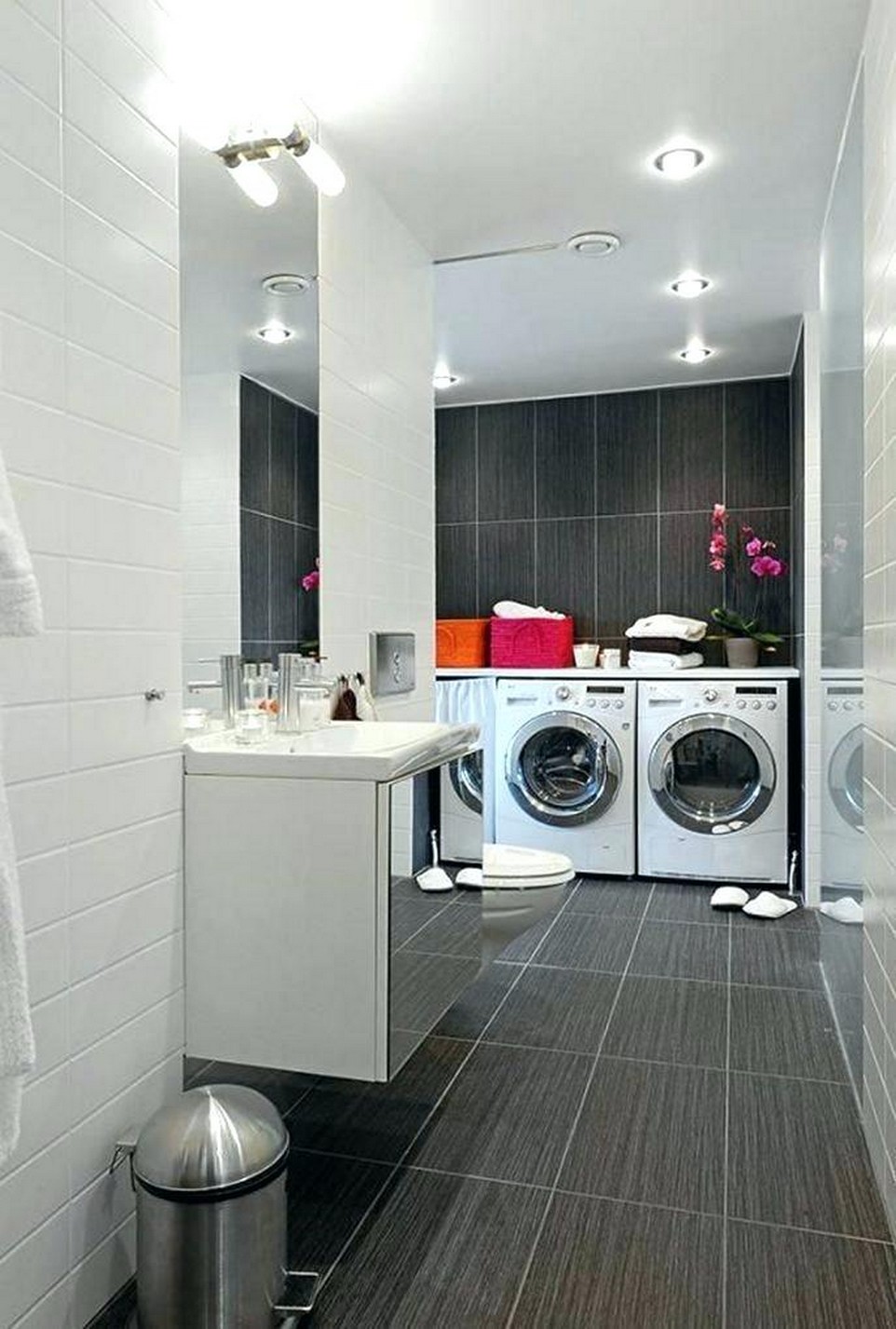 Neat Composition Inspiration of Laundry - Mindblowing!! Neat Composition Inspiration of Laundry - Mindblowing!!