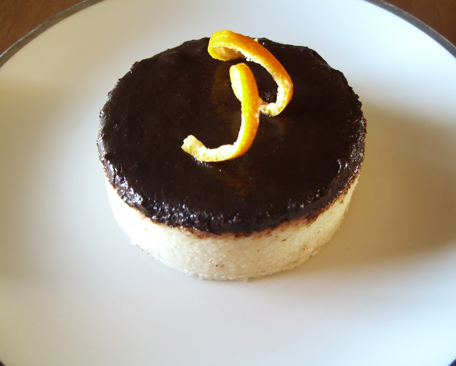 ÇİKOLATA SOSLU SÜTLÜ İRMİK TATLISIYAĞLI ZEYTİN