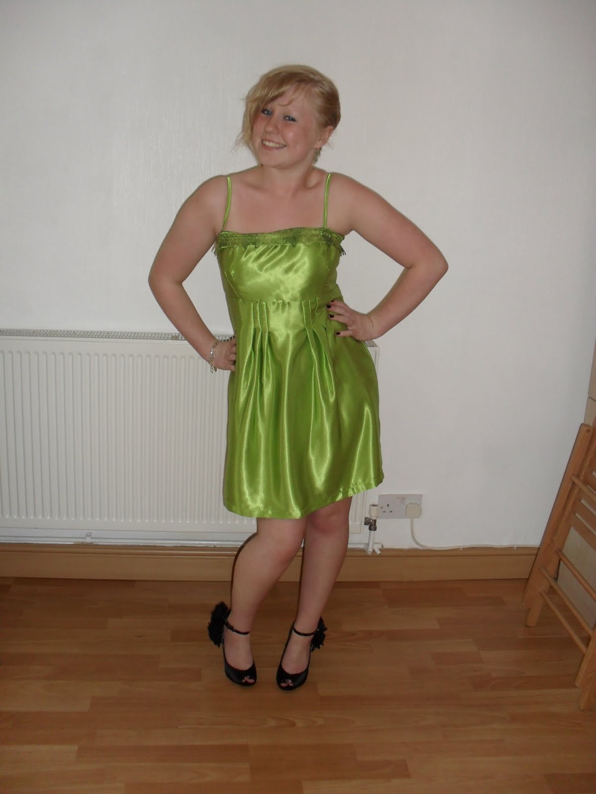 dani-corden-costume-6th-form-leavers-meal-dress