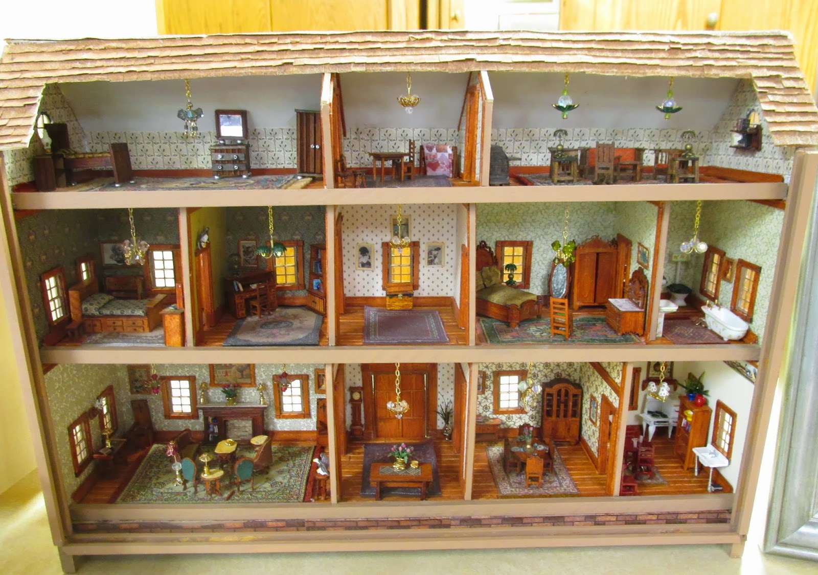 Natalia's Fine Needlework Spokane Miniature Society