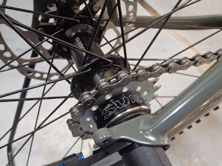 SURLY SINGLE SPEED SPACER KIT、SURLY CST COGS 17T 3/32"