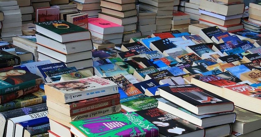 Alamat Toko Buku di Gayamsari - Traveling Quotes