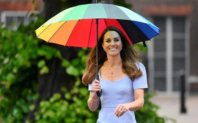 Kate Middleton wore a new Iris blue stretch-crepe shift dress from L.K.Bennett x Royal Ascot