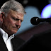‘Não queria que Deus dirigisse minha vida’, diz Franklin Graham sobre rebeldia na juventude