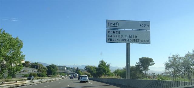 Autobahn nach Vence in Südfrankreich, Schild