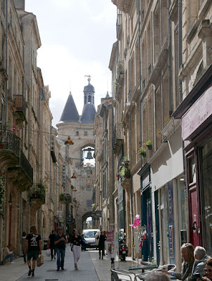 The big bell (a medieval gate containing a giant bell), Bordeaux