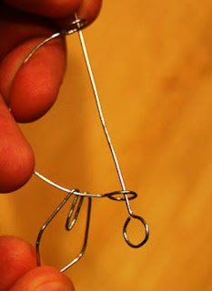 Trik Mudah Solusi Puzzle dari kawat – Busur dan Panah