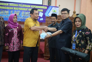 Disdukcapil Kota Cirebon Luncurkan Aplikasi KLAKON GAWE BUNGAH Disdukcapil Kota Cirebon Luncurkan Aplikasi KLAKON GAWE BUNGAH