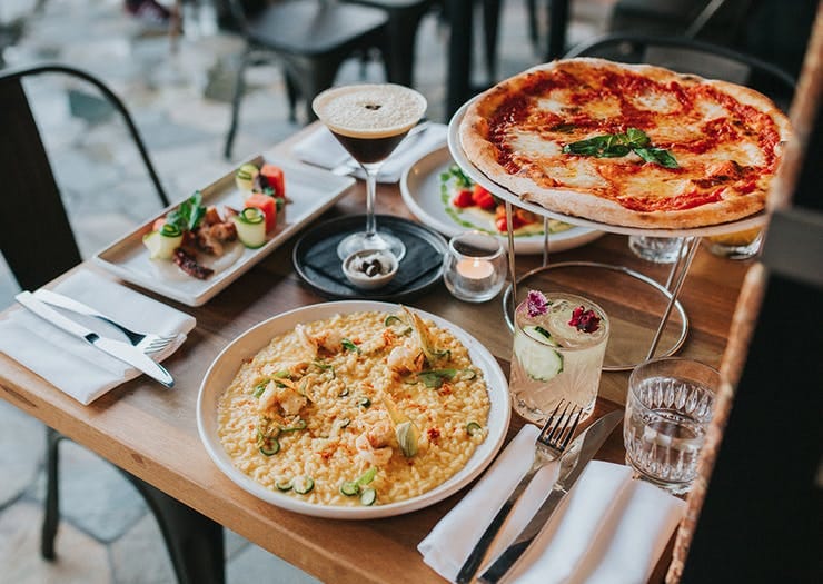 nurlaili Table manner ini the italy