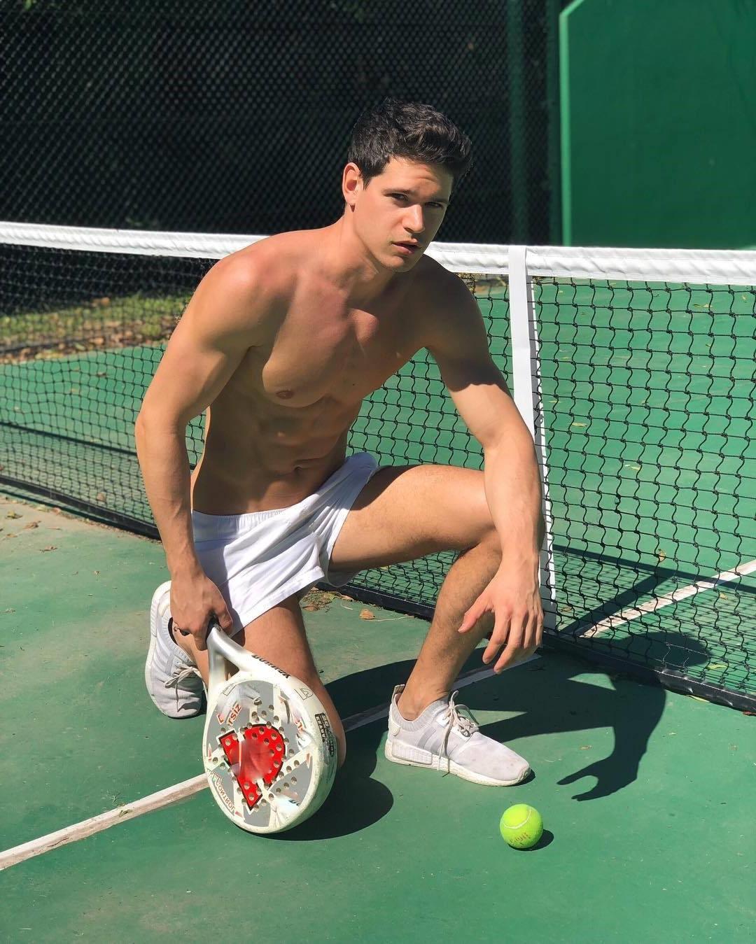 Ligation hasfájás elöljáró shirtless male tennis players fénysűrűség ...