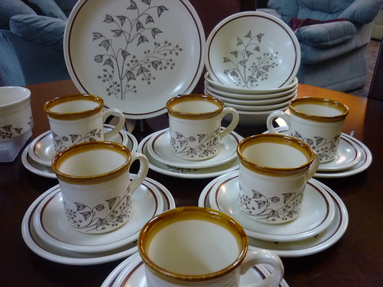 Vintage Teaware & Collectibles Ironstone Biltons tableware from