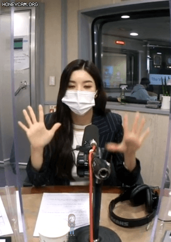 솔직한데 안 솔직한 권은비 연애초보 권사님    권텐