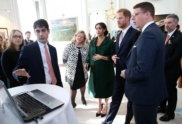 Duchess wore a custom Erdem green coat and dress, Aquazzura Deneuve pumps, Birks gold and opal earrings, a Kismet by Milka bracelet