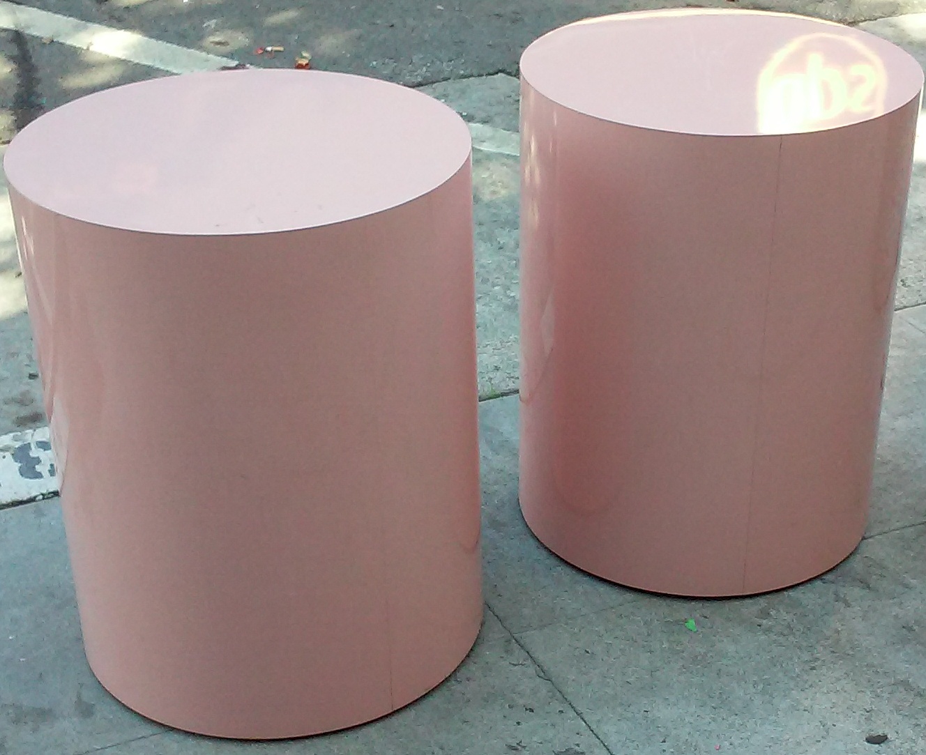 UHURU FURNITURE & COLLECTIBLES: SOLD Pair of 2-Foot Tall Modern End