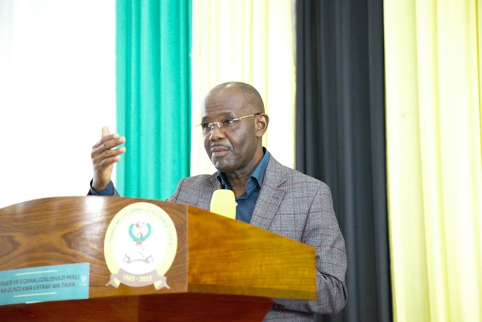 Waziri Prof.Mbarawa atoa maagizo kwa viongozi Sekta ya Uchukuzi, idara na taasisi zake