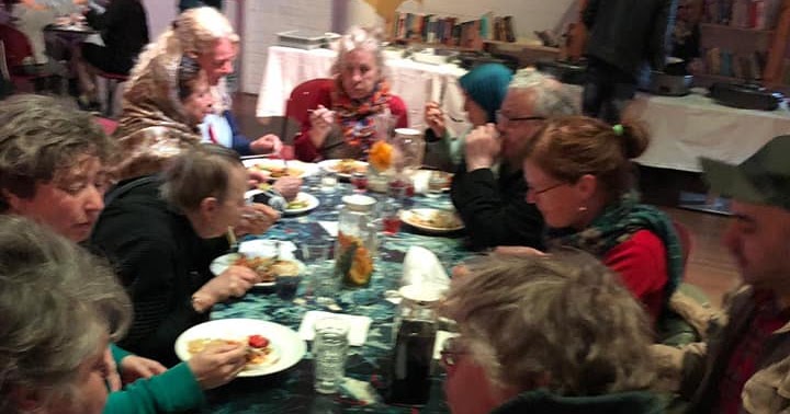 Stichting Onze Hoop Feest en kerstpakketten bij Assadaaka Stichting Onze Hoop Feest en kerstpakketten bij Assadaaka