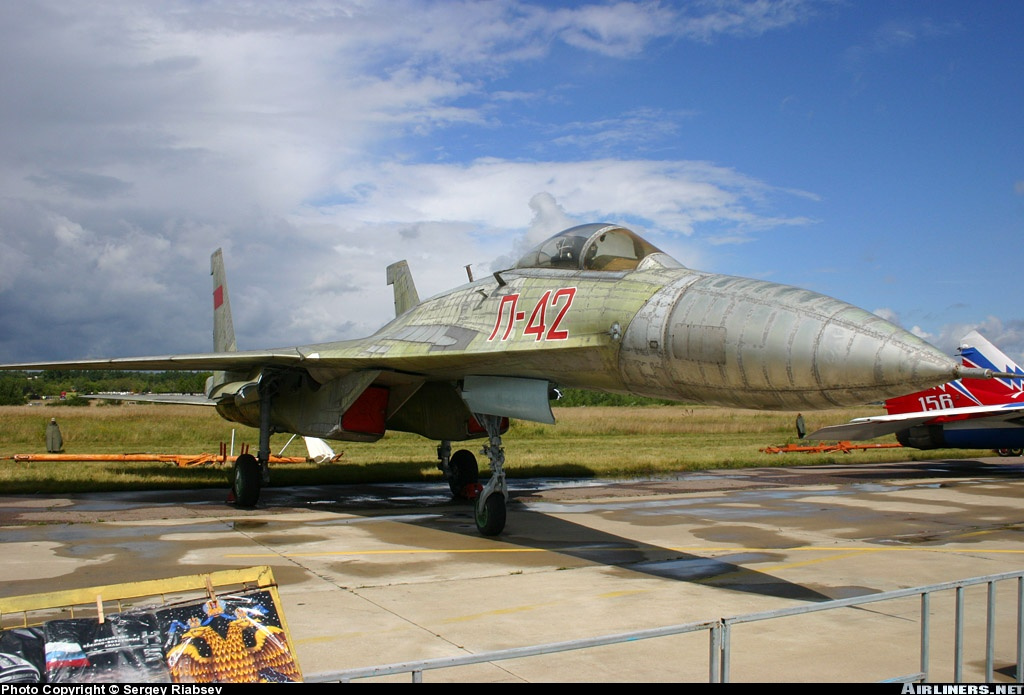 п-42 самолет. история п 42. история п 42. Handley page нр-42. т-10 самолет.